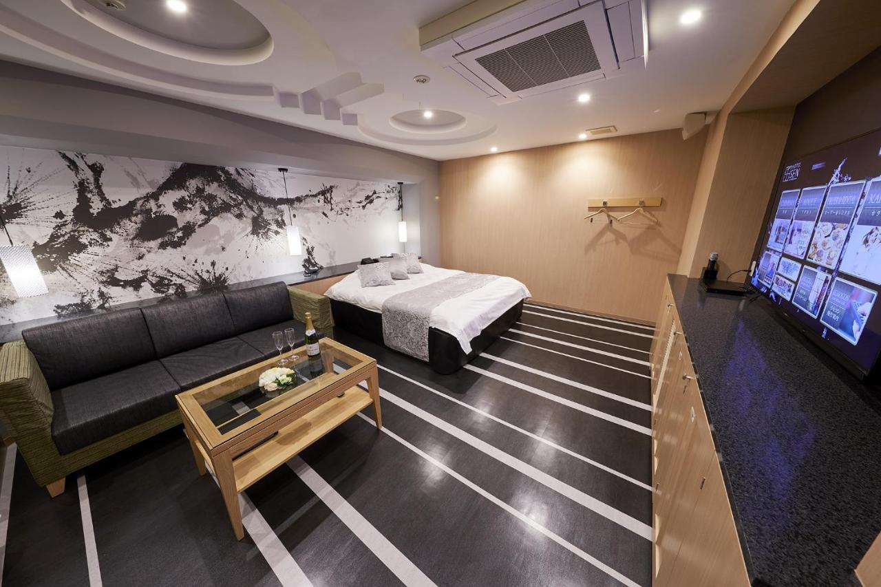 Hotel Sen (Adults Only) Oszaka Kültér fotó